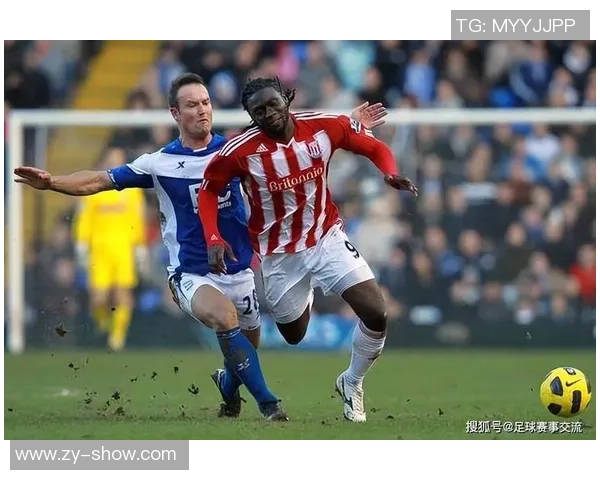 足球史上十大最具争议的误判球星盘点及事件回顾